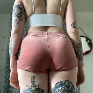 Hollister velvet shorts